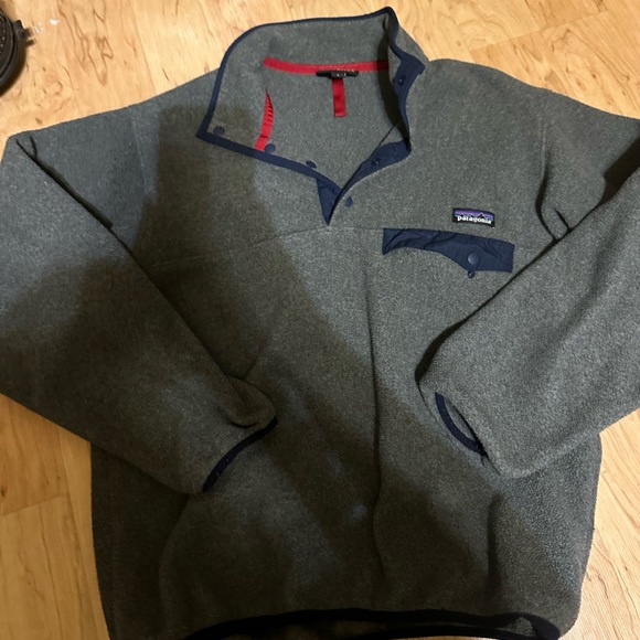 Patagonia Other - Patagonia Gray Snap-T Sweater